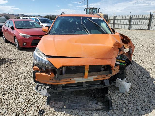 JF2GTAEC5K8277246 - 2019 SUBARU CROSSTREK PREMIUM ORANGE photo 5