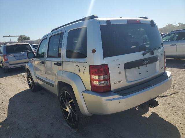 1J8GN28K38W255812 - 2008 JEEP LIBERTY SPORT 银色 照片 2