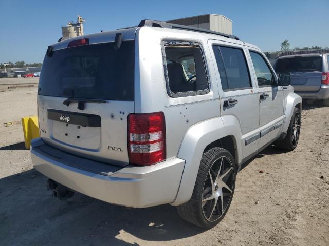 1J8GN28K38W255812 - 2008 JEEP LIBERTY SPORT 银色 照片 3