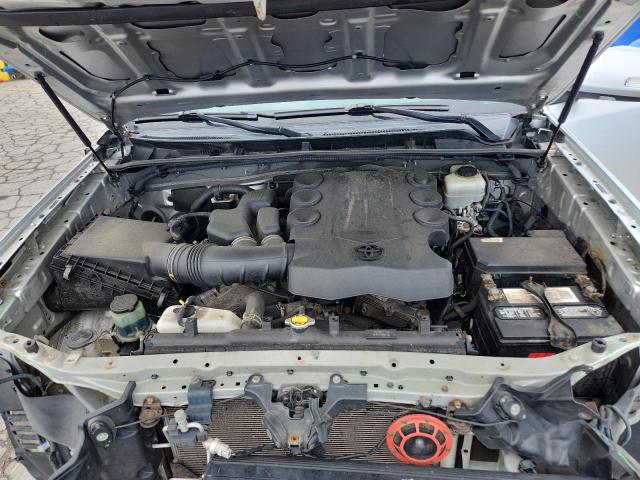 JTEBU5JR2A5030754 - 2010 TOYOTA 4RUNNER SR5 Gümüş foto 12