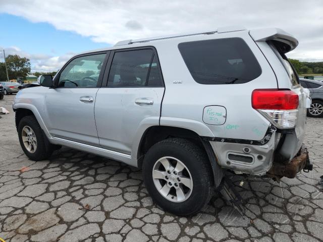 JTEBU5JR2A5030754 - 2010 TOYOTA 4RUNNER SR5 Gümüş foto 2