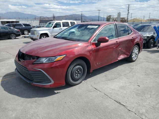 4T1C11AK2NU054430 - 2022 TOYT CAMRY LE RED photo 1