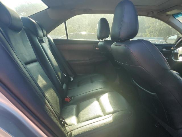 4T1BF1FK9HU620092 - 2017 TOYOTA CAMRY LE 银色 照片 10