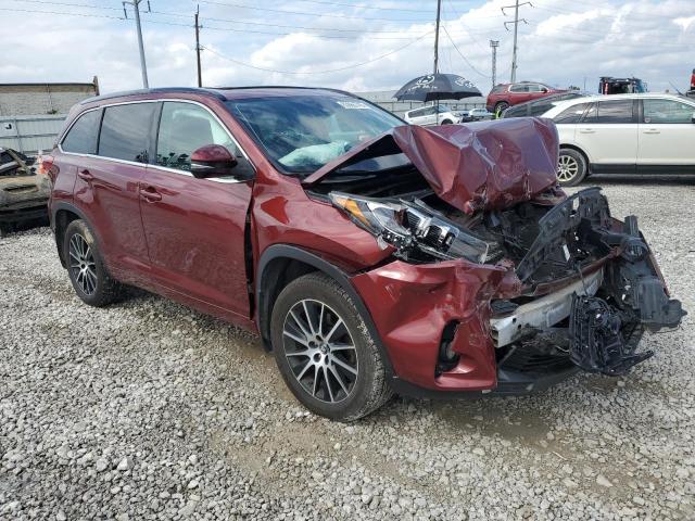 5TDJZRFH3HS383551 - 2017 TOYOTA HIGHLANDER SE BURGUNDY photo 4