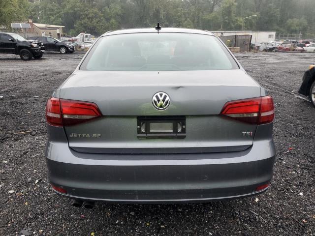 3VWDB7AJ8HM297004 - 2017 VOLKSWAGEN JETTA SE 灰色 照片 6