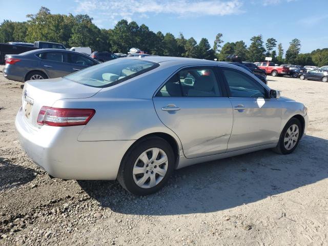 4T1BF3EK6AU049096 - 2010 TOYOTA CAMRY BASE SILVER photo 3