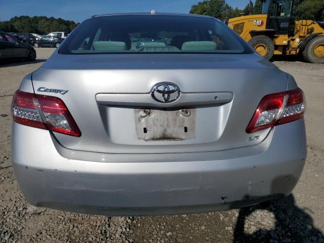 4T1BF3EK6AU049096 - 2010 TOYOTA CAMRY BASE SILVER photo 6