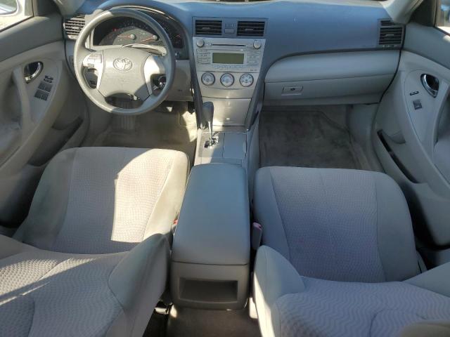 4T1BF3EK6AU049096 - 2010 TOYOTA CAMRY BASE SILVER photo 8