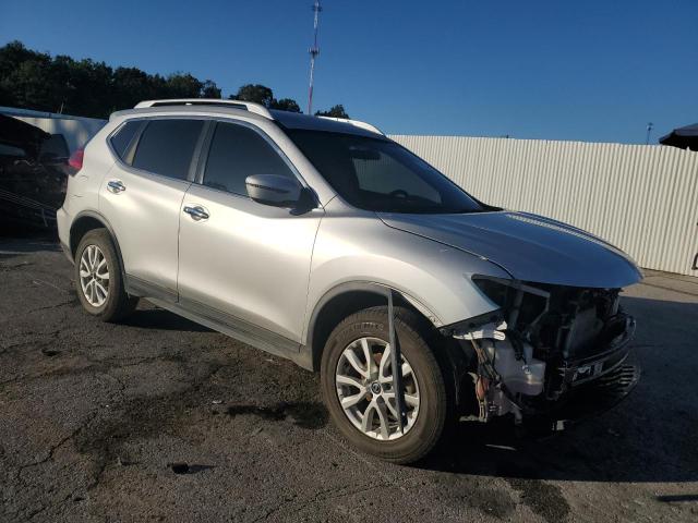KNMAT2MV3HP608837 - 2017 NISSAN ROGUE S SILVER photo 4
