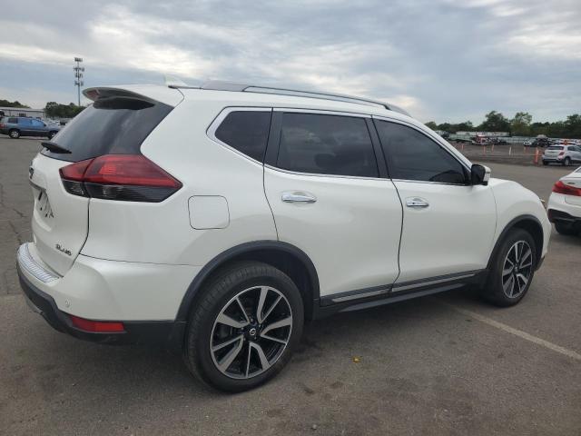 5N1AT2MV8KC768299 - 2019 NISSAN ROGUE S WHITE photo 3