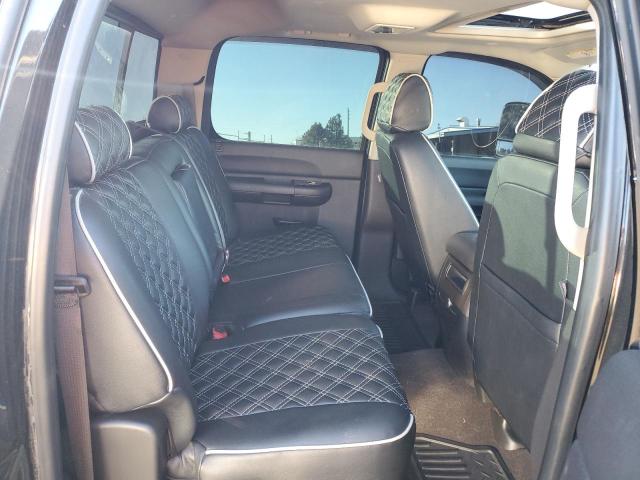 1GCHK33618F215149 - 2008 CHEVROLET SILVERADO K3500 BLACK photo 10