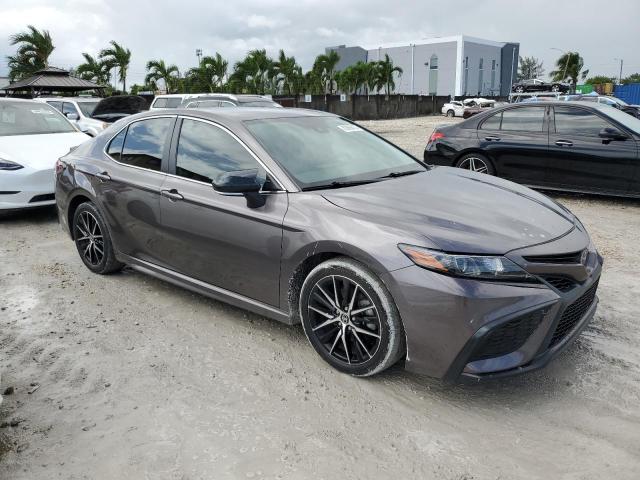 4T1G11AK6RU884383 - 2024 TOYOTA CAMRY SE NIGHT SHADE GRAY photo 4