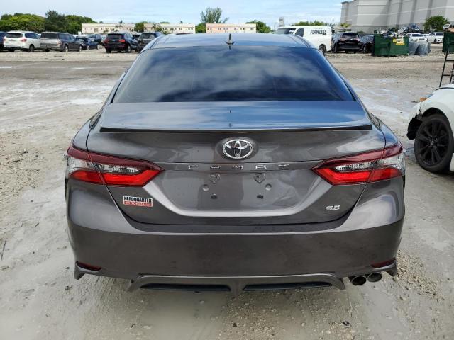 4T1G11AK6RU884383 - 2024 TOYOTA CAMRY SE NIGHT SHADE GRAY photo 6