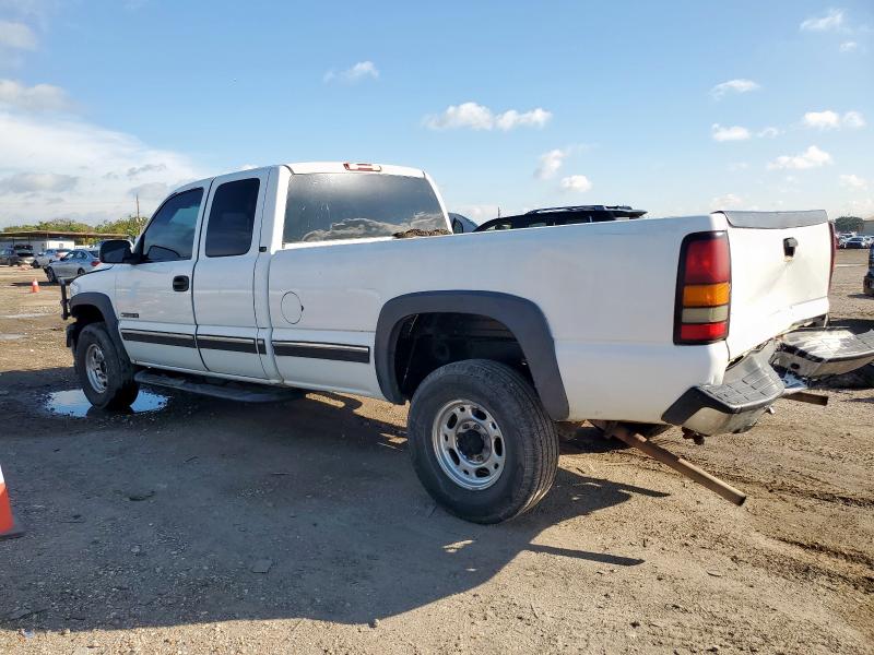 1GCHC29U32E283740 - 2002 CHEVROLET SILVERADO C2500 HEAVY DUTY WHITE photo 2