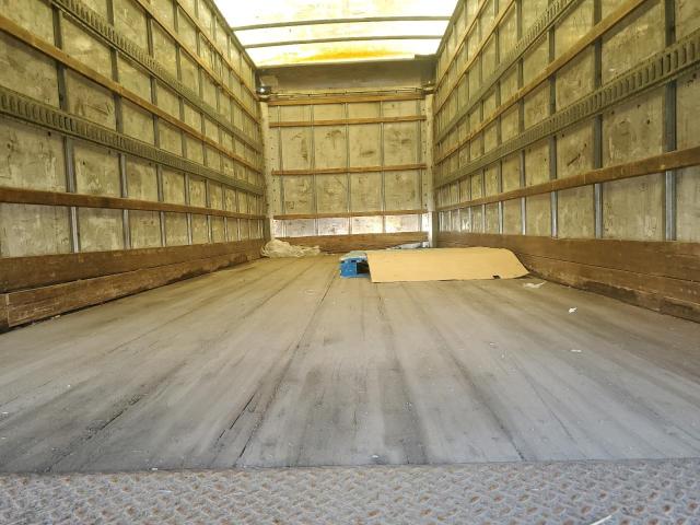 3ALACWDT9FDGC0903 - 2015 FREIGHTLINER M2 106 MEDIUM DUTY YELLOW photo 10