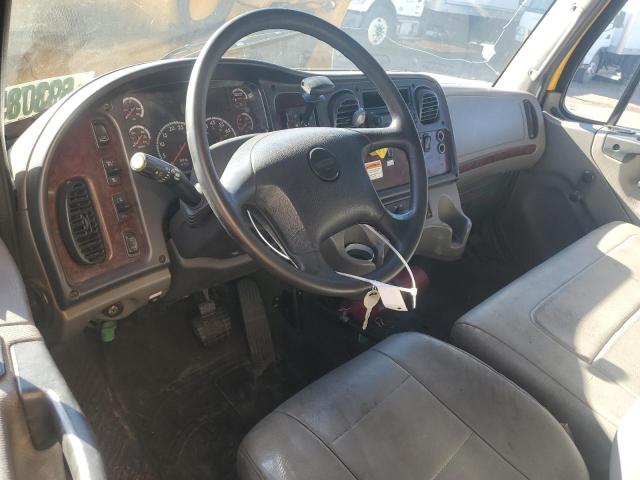 3ALACWDT9FDGC0903 - 2015 FREIGHTLINER M2 106 MEDIUM DUTY YELLOW photo 8