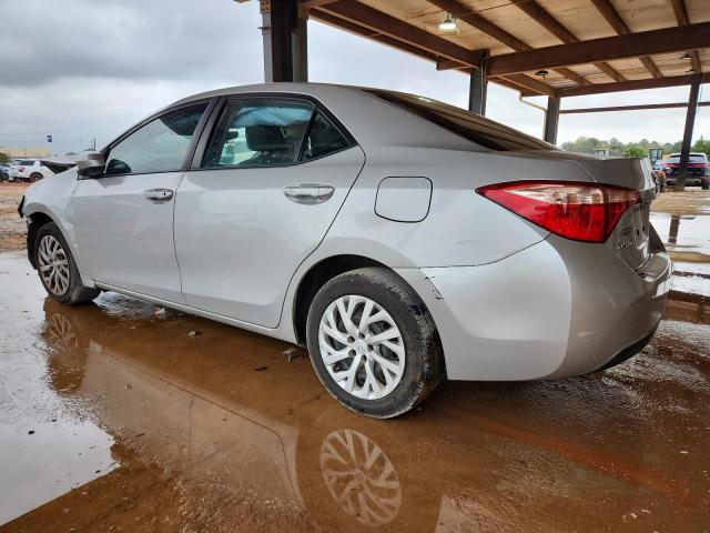 5YFBURHE4KP946015 - 2019 TOYOTA COROLLA L Күміс фото 2