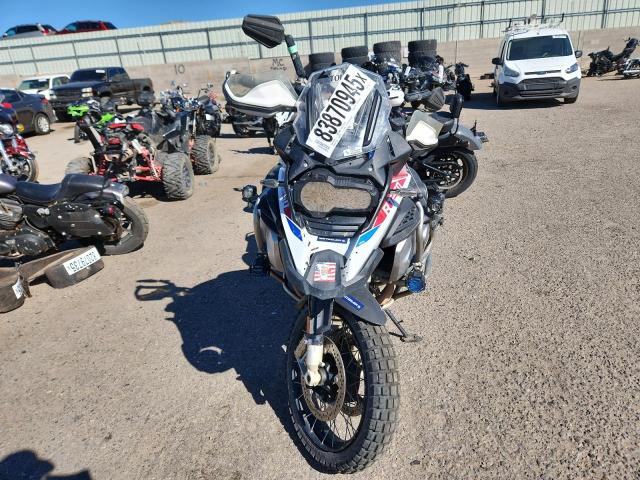 WB10M1304N6F38078 - 2022 BMW R 1250 GS ADVENTURE WHITE photo 2