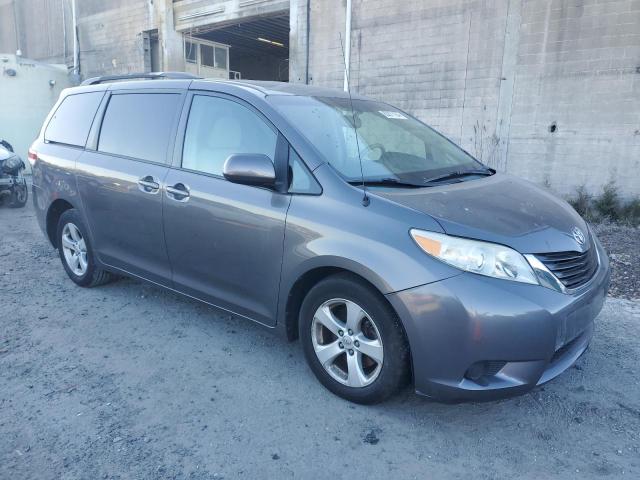 5TDKK3DC0ES446968 - 2014 TOYOTA SIENNA LE GRAY photo 4