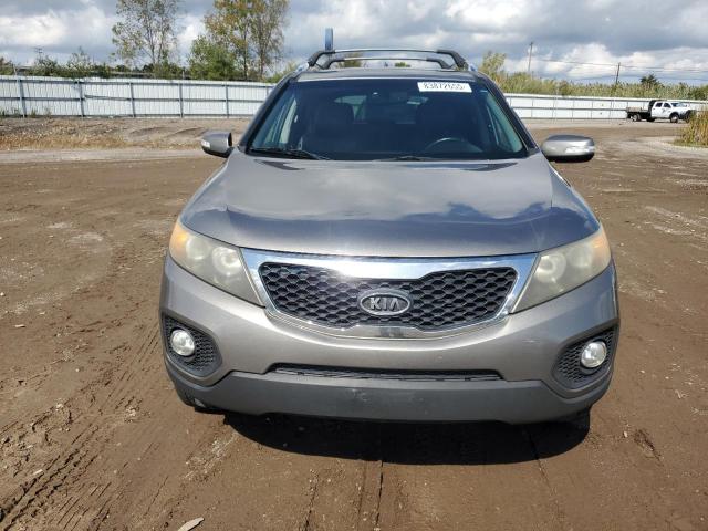 5XYKUDA29BG170469 - 2011 KIA SORENTO EX GRAY photo 5