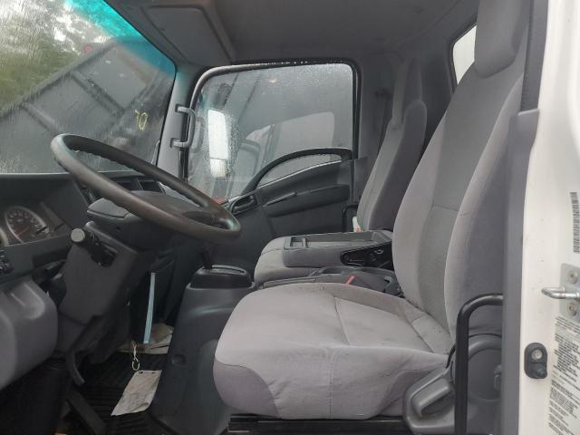 JALC4W16XL7012030 - 2020 ISUZU NPR HD Белый фото 11