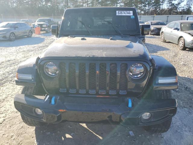 1C4JJXP69MW855576 - 2021 JEEP WRANGLER U SAHARA 4XE BLACK photo 5