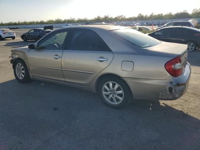 JTDBE32K140255496 - 2004 TOYOTA CAMRY LE Braun Foto 2