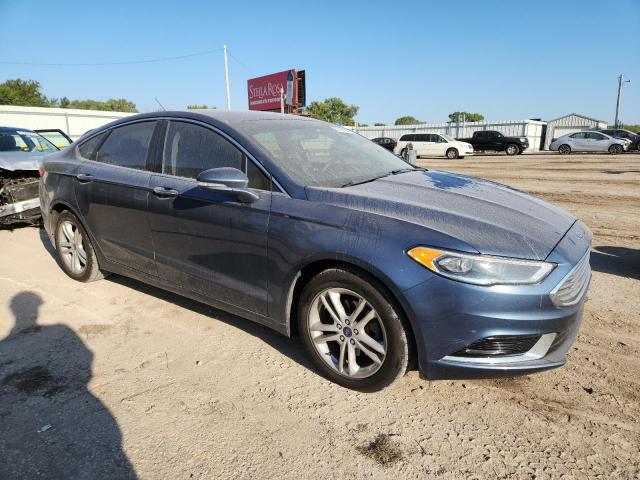 3FA6P0HD0JR239617 - 2018 FORD FUSION SE BLUE photo 4