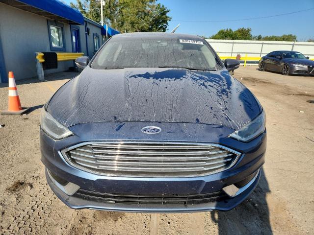 3FA6P0HD0JR239617 - 2018 FORD FUSION SE BLUE photo 5
