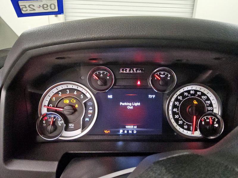 1C6RR6LM0JS229645 - 2018 RAM 1500 SLT Qara foto 9