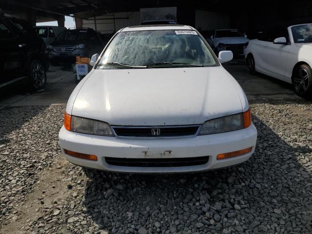 1HGCD5668VA091838 - 1997 HONDA ACCORD EX WHITE photo 5