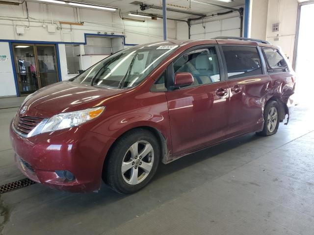2015 TOYOTA SIENNA LE, 