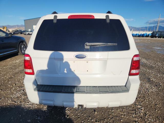 1FMCU03118KA05435 - 2008 FORD ESCAPE XLT WHITE photo 6