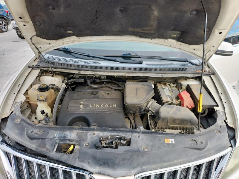 2LMDJ6JK4CBL02573 - 2012 LINCOLN MKX 白色 照片 12