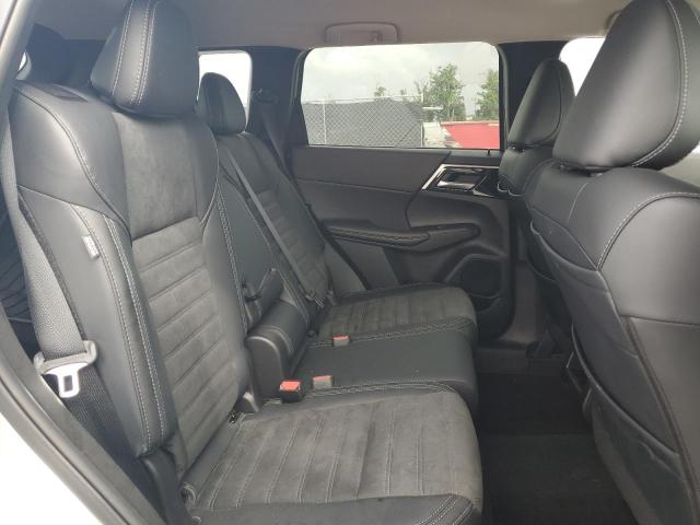 JA4J3VA87RZ040754 - 2024 MITSUBISHI OUTLANDER SE SILVER photo 11