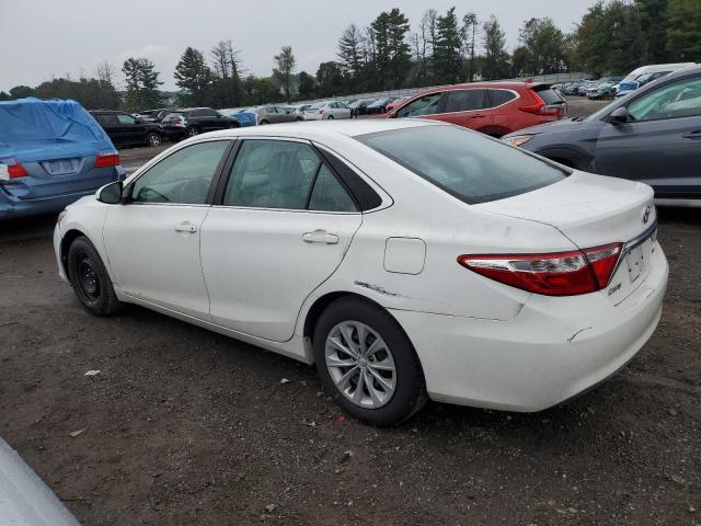 4T1BF1FK6HU411506 - 2017 TOYOTA CAMRY LE 白色 照片 2