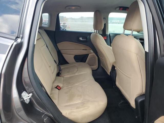 3C4NJDAB5JT211841 - 2018 JEEP COMPASS SPORT ნაცრისფერი ფოტო 10