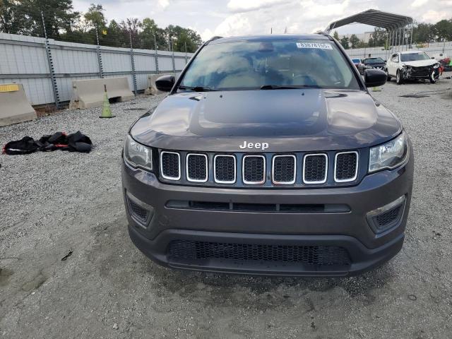 3C4NJDAB5JT211841 - 2018 JEEP COMPASS SPORT ნაცრისფერი ფოტო 5