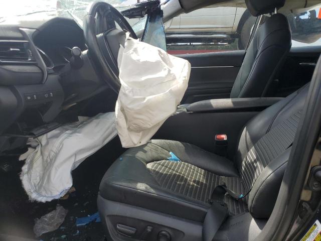 4T1M11AK0LU875351 - 2020 TOYOTA CAMRY SE BLACK photo 7