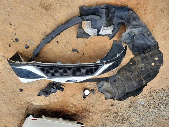 4T1G11AK9MU478154 - 2021 TOYOTA CAMRY SE WHITE photo 12