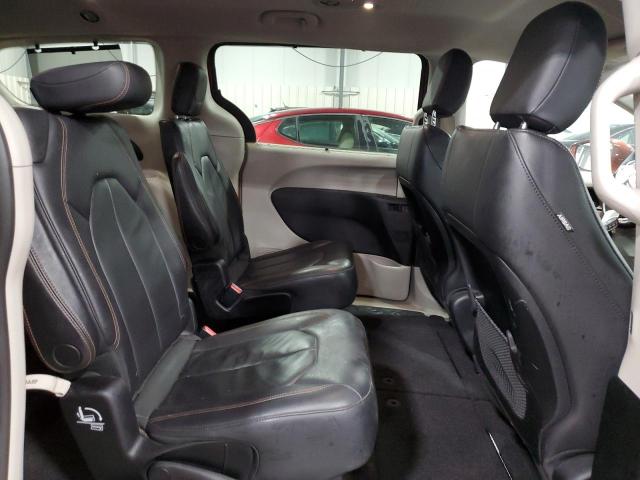 2C4RC1BG5JR155035 - 2018 CHRYSLER PACIFICA TOURING L ORANGE photo 11