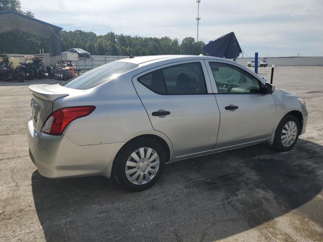 3N1CN7AP0GL908015 - 2016 NISSAN VERSA S ვერცხლისფერი ფოტო 3