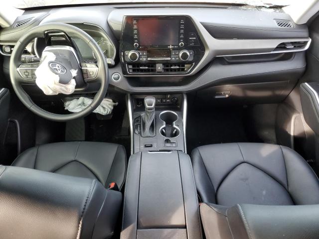 5TDGZRAH5MS060629 - 2021 TOYOTA HIGHLANDER XLE BLACK photo 8