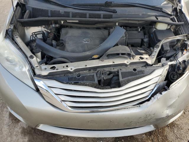 5TDKK3DC1GS730757 - 2016 TOYOTA SIENNA LE SILVER photo 12