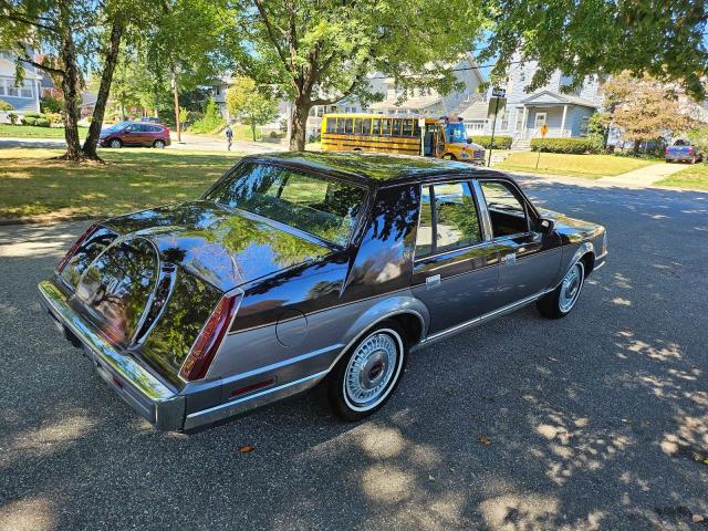1MRBP97F7EY702664 - 1984 LINCOLN CONTINENTA TWO TONE photo 4