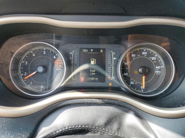 1C4PJLCB4HW586835 - 2017 JEEP CHEROKEE LATITUDE წითელი ფოტო 9