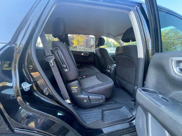 5N1DR2MM0HC629991 - 2017 NISSAN PATHFINDER S Schwarz Foto 6
