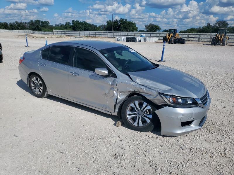 1HGCR2F30DA007600 - 2013 HONDA ACCORD LX SILVER photo 4