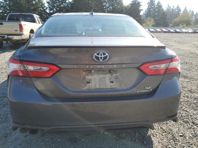 4T1J31AK9LU541056 - 2020 TOYOTA CAMRY SE 灰色 照片 6