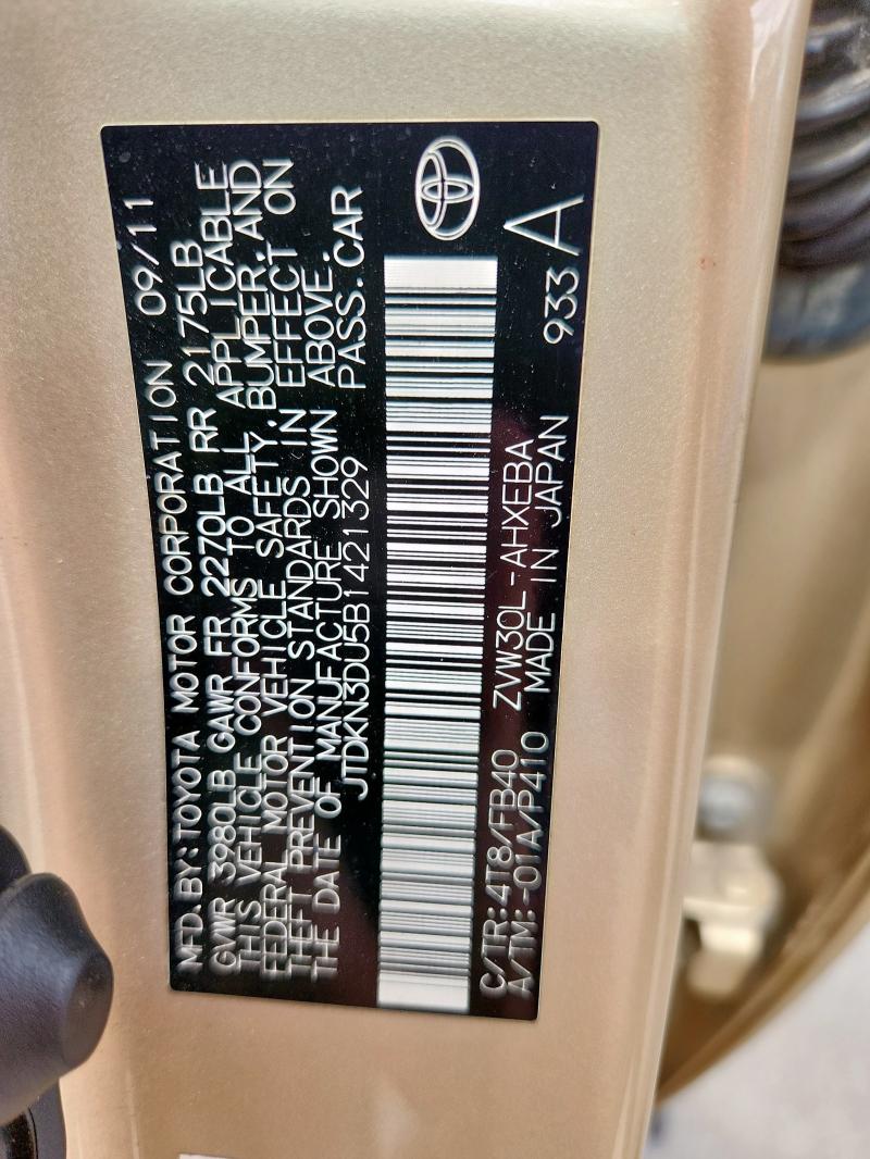 JTDKN3DU5B1421329 - 2011 TOYOTA PRIUS ბეჟი ფოტო 12